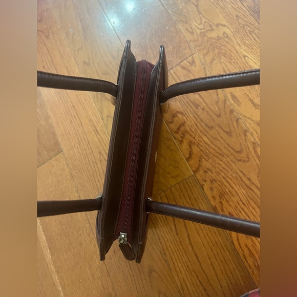 Vintage Kismet Stingray Burgundy Leather Handbag - Picture 9 of 15